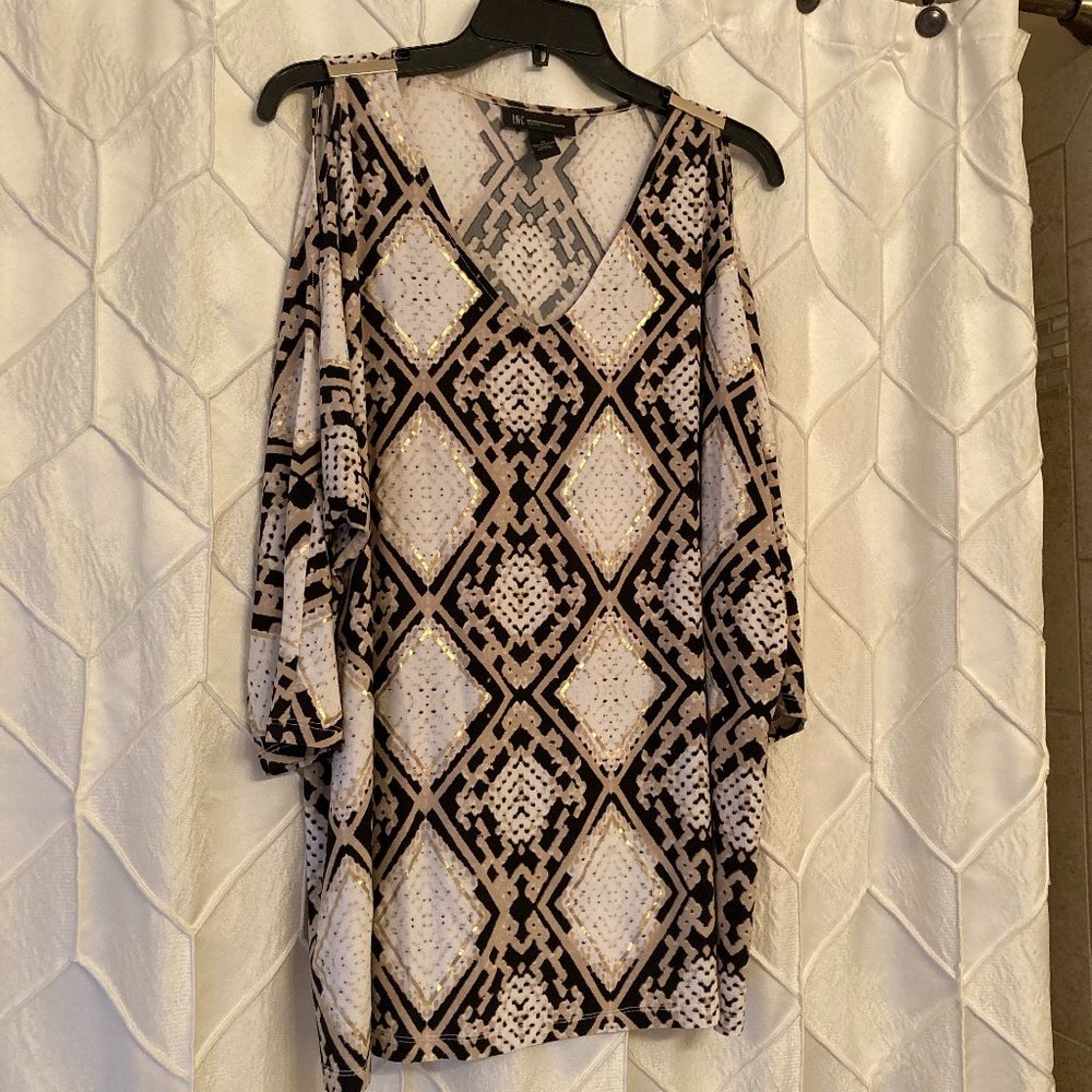 Cold Shoulder Metallic Top